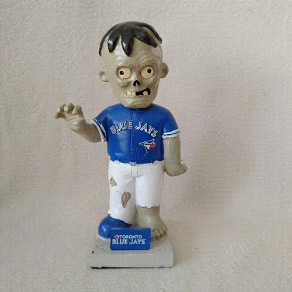 𝅺friday the 13th Zombie Blue Jay Give Away Bobblehead